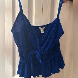 Blue blouse with adjustable straps